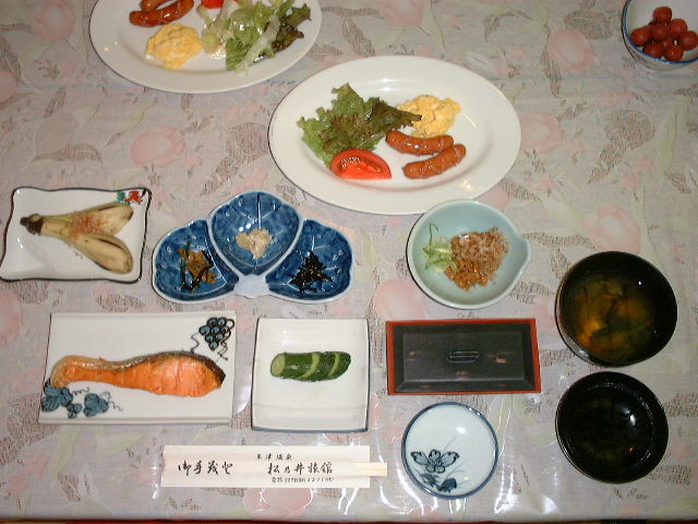 ארוחת בוקר יפנית